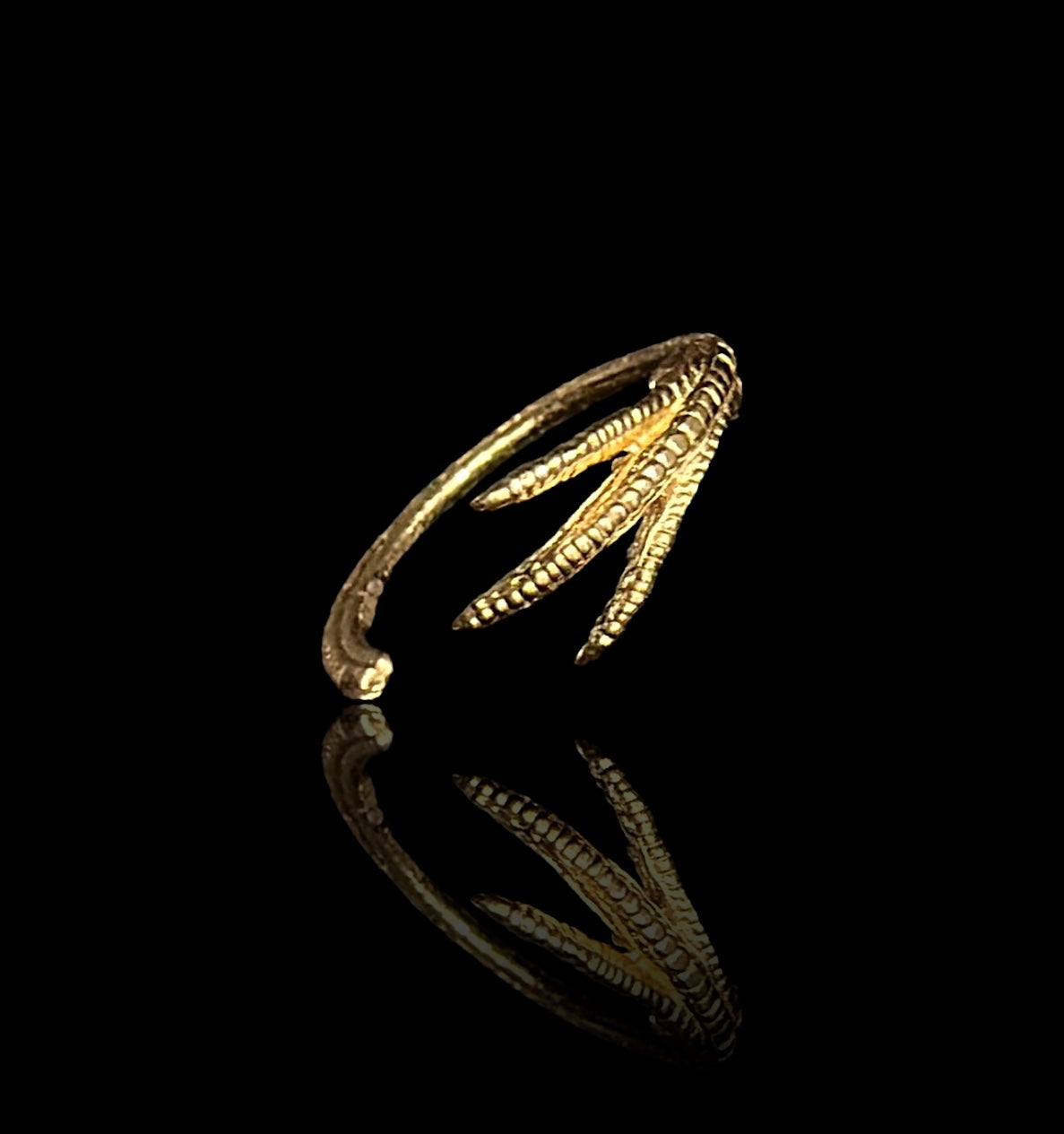 Chicken Feet ring in gold