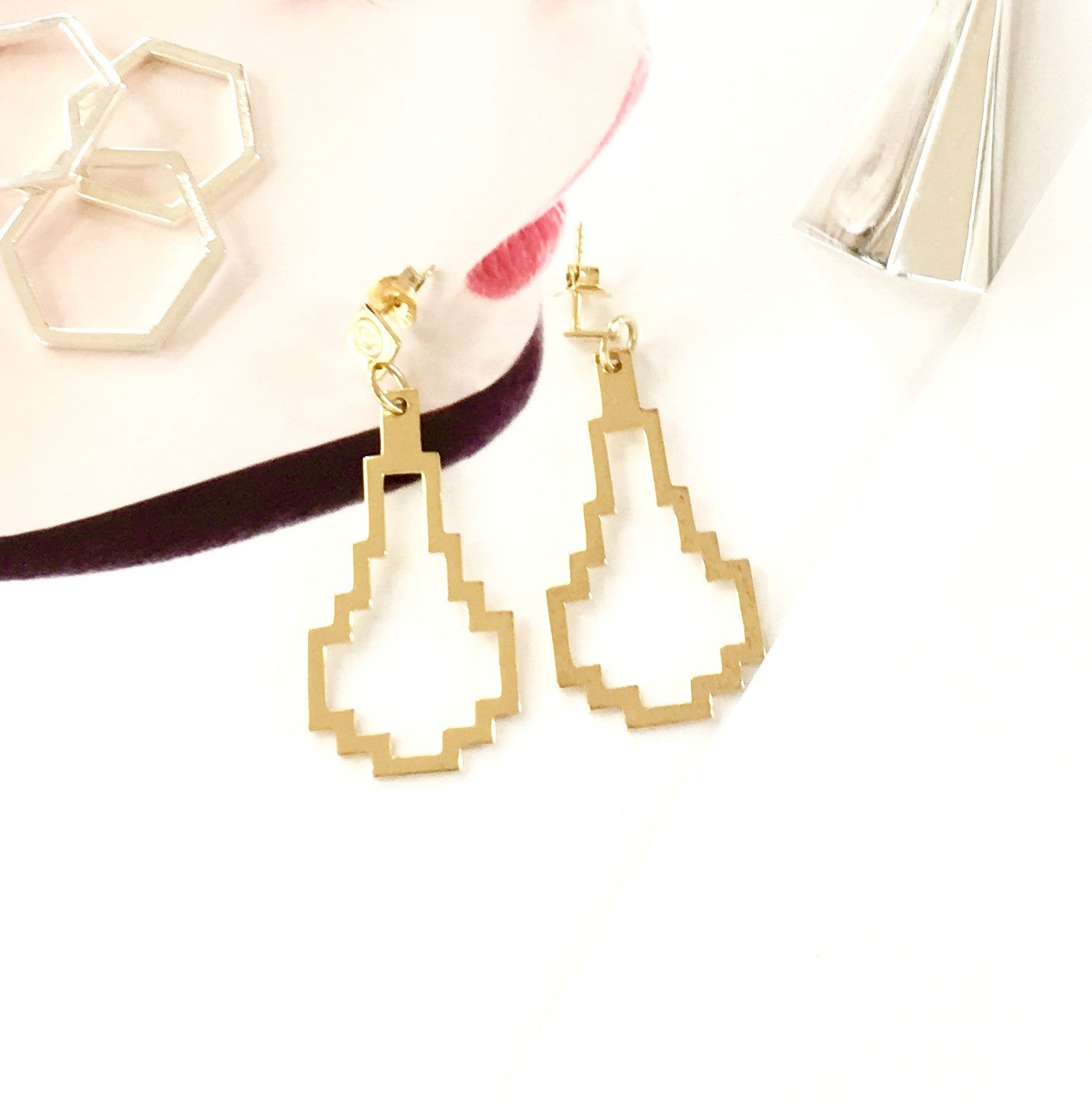 Geometric Drop Contour Earrings, 18 karat gold-plated silver